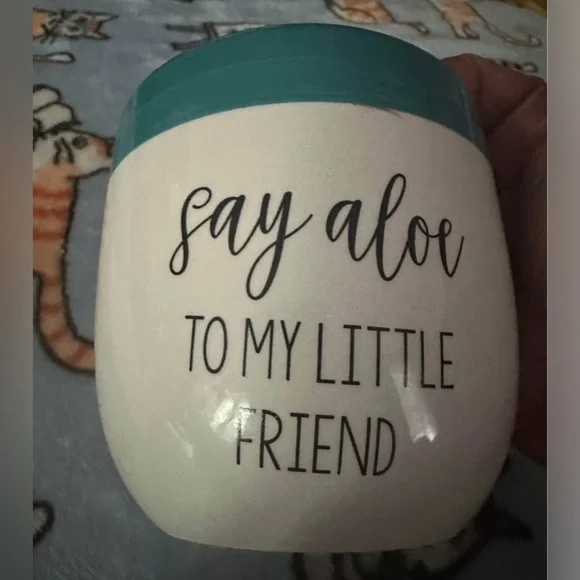 Set of three flower pots - Picture 3 of 9